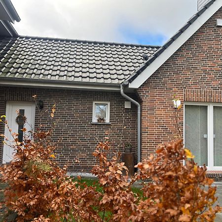 Fewo Brauel Am Nordpfad Zevener Geest - Ruhige, Moderne 2 Zimmer Wohnung, Ladestation, Parkplatz, Wlan, Garten Exterior foto